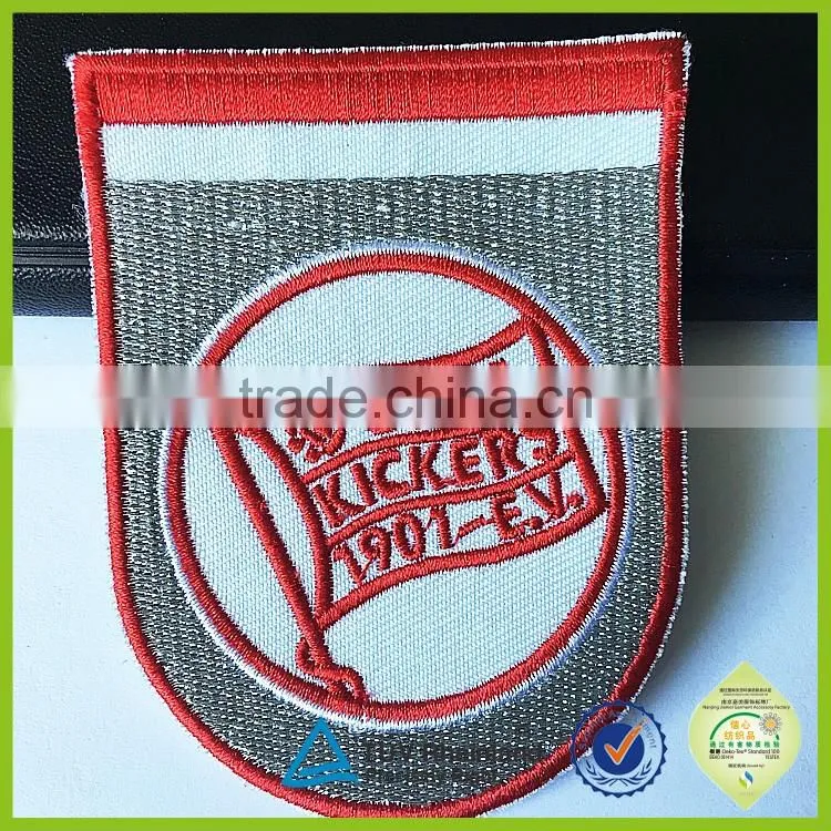 China professional supply Custom Embroidery brand patch for clothing