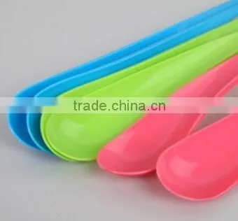 smile face lovely plastic disposable knife