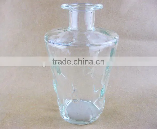 exquisite glass wine bottle / glassware