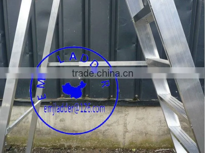 12 Step Industrial Swingback Builders Steps / Step Ladders