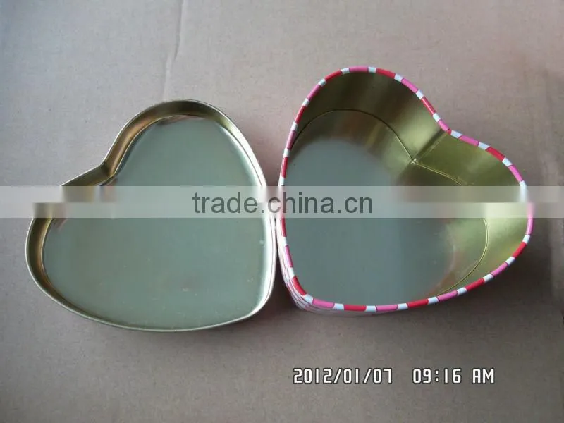 New design with high quality heart tin box for christmas gift