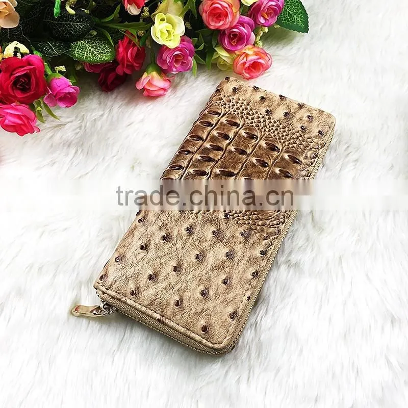 High Quality Brown Wrinkle PU Leather Rivets Decoration Long Wallet For Women With Zipper