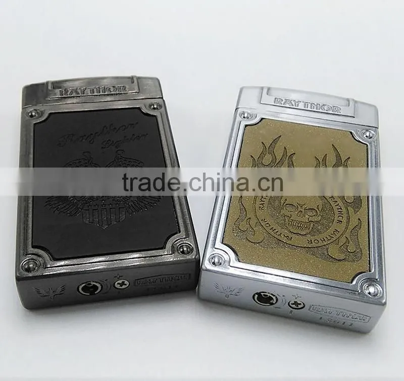 In China metal ladies cigarette pocket ashtray lighter