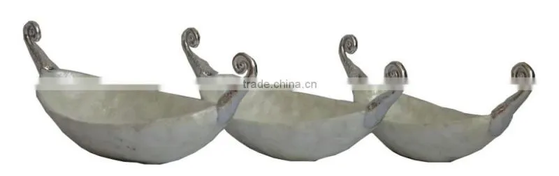 Seashell boat craft and fruit plate