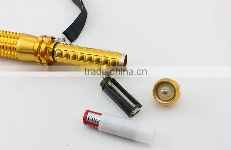 Self-defense flashlight