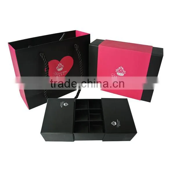 round striped gift box for cake packaging