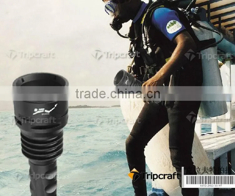 TrustFire DF003 x XM-L T6 Emitters 3800-Lumen Diving Flashlight 26650 AND Charger