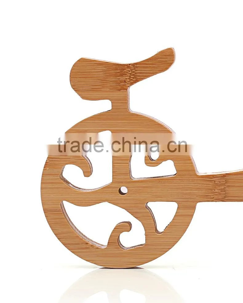 WR012/Natural Solid bamboo wine rack bike shape single wooden bottle wine holder antique plastic display wine bottle holder