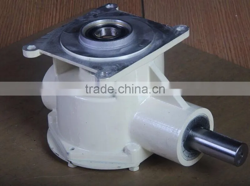 Customized harvester gearbox for agricultural machine