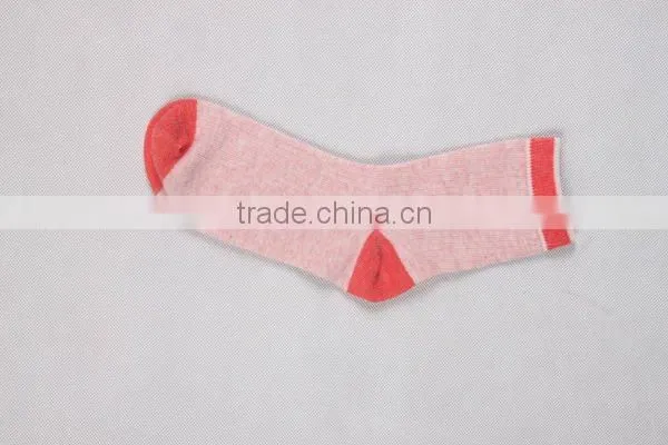 Women solid color ankle socks