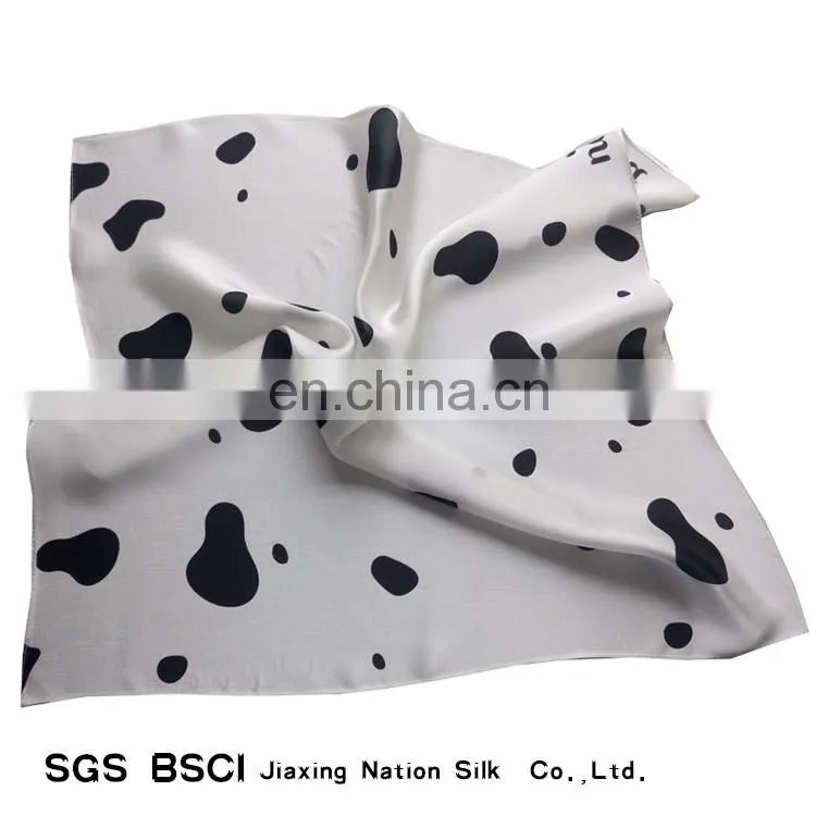 100% silk cow printing small handkerchief
