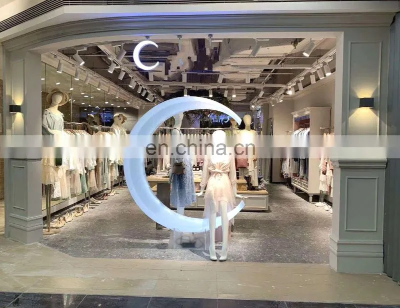 MOQ 1 Piece Complex 3D Printing Custom Window Display Props Visual Merchandising Geometric Figures Sculptures