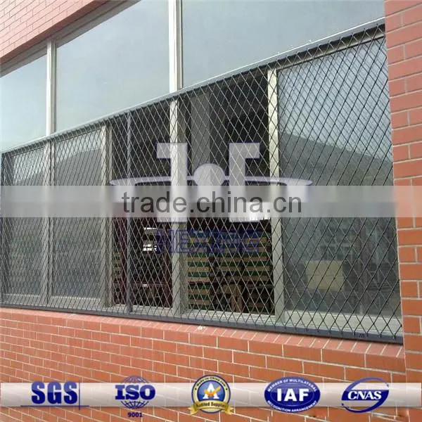 PVC Coated Expanded Metal Mesh Fence