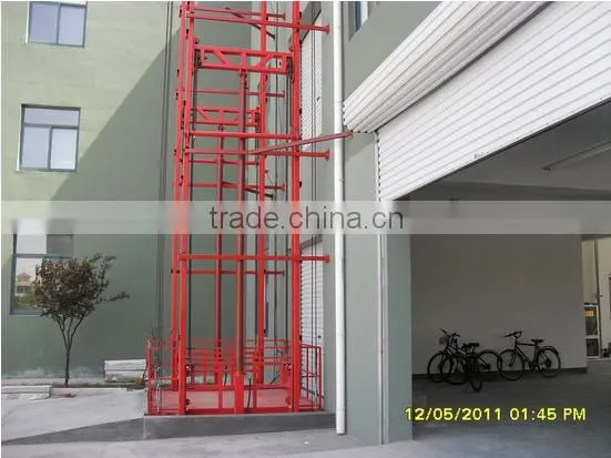 Vertical guide rail hydraulic cargo lift with CE