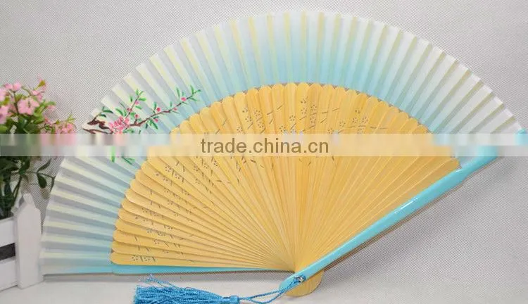 New style silk bamboo fan with freehand sketching
