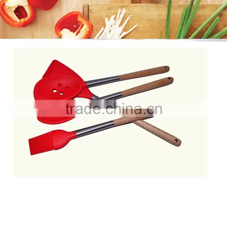 4-Piece Silicone Kitchen Cooking Utensils With Rubber Wood Handle Of Cooking utensils With FDA LFGB Certification