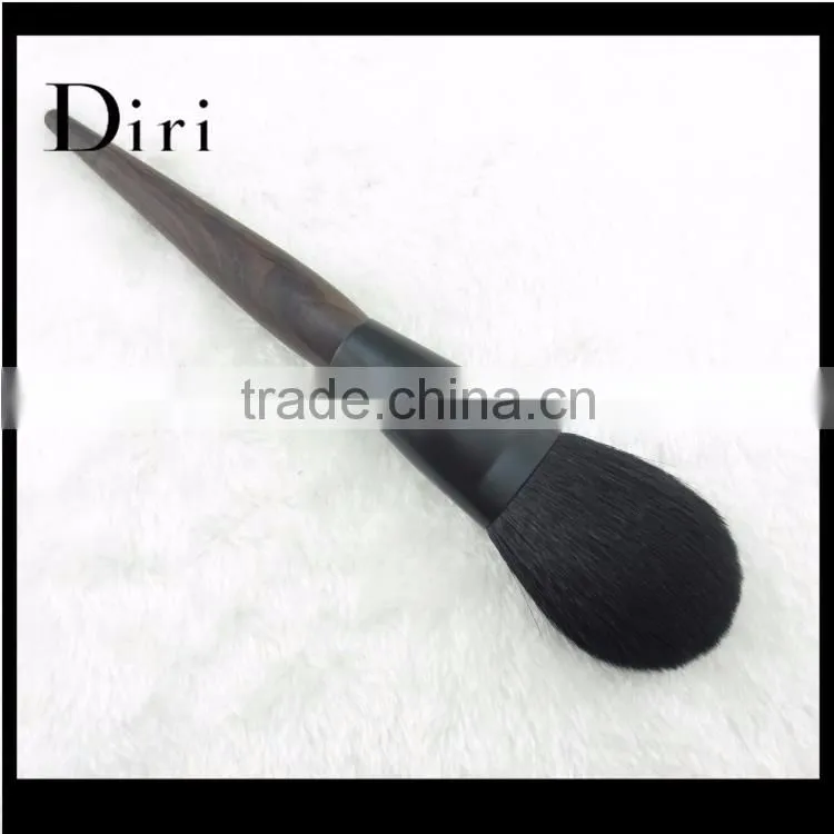 Free sample OEM high quality custom logo makeup brushes