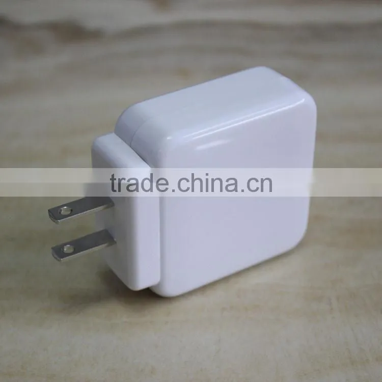 Qc 2.0 dual USB plug fast charging travel charger adapter