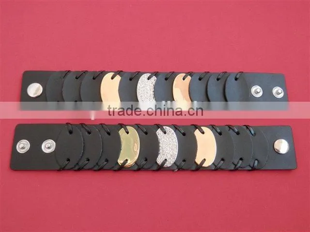 Produce & Wholesale Flake Close to Flake Personalized Real Leather Bracelets Genuine Leather Products