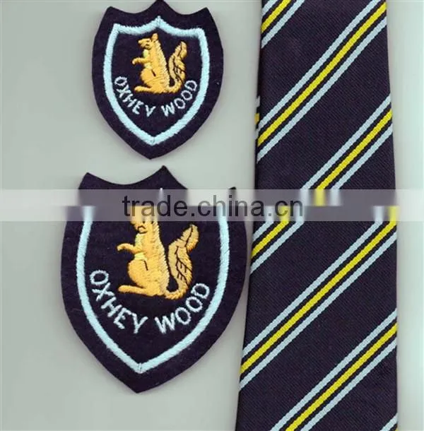 new fashion high quality & high density custom school uniform badges
