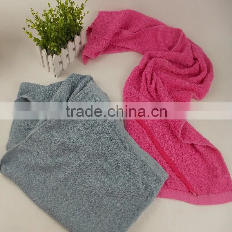 Pure cotton gym towel with zip lock microfiber beach towel