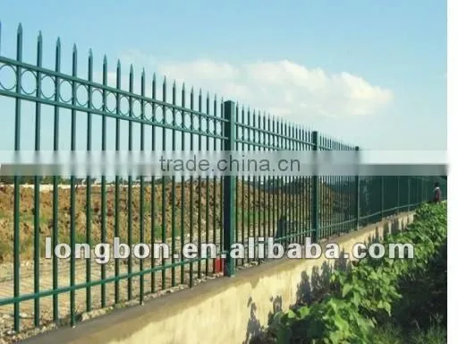 2014 Top-selling hand forged modern iron fence design