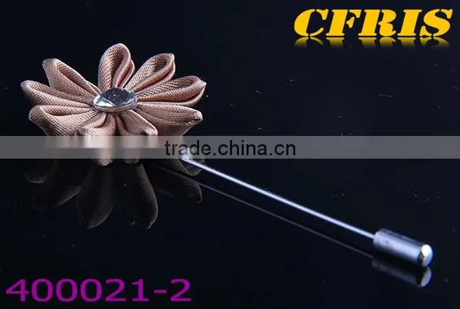 2016 New arriving coniferous flower with crystal inlaid lapel pins