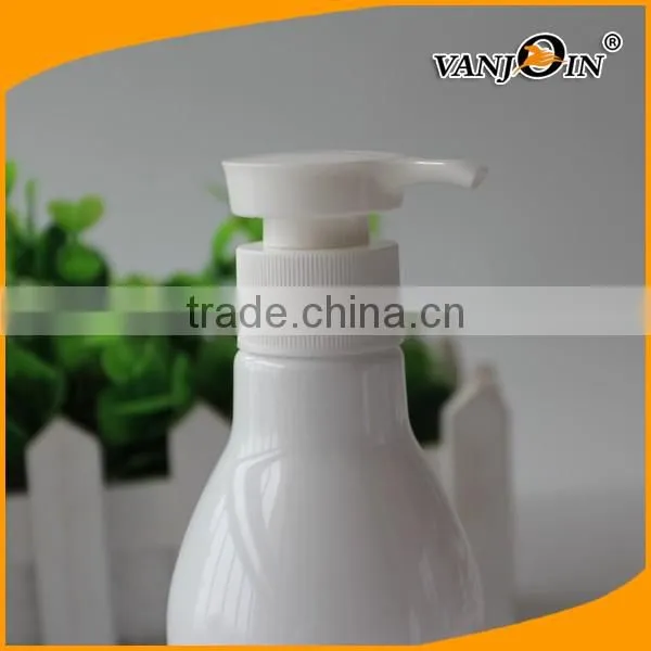 Light White PET Lotion Dispenser Bottle 8 oz.