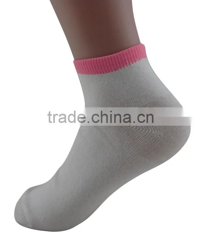 No show women white polyester happy sock
