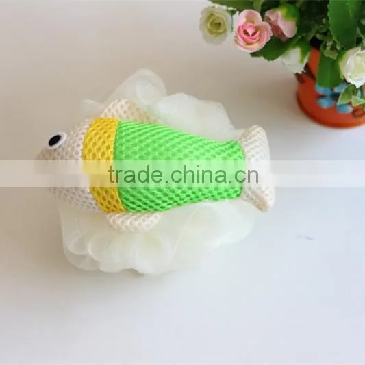 2016New arrival baby bath ball color fish