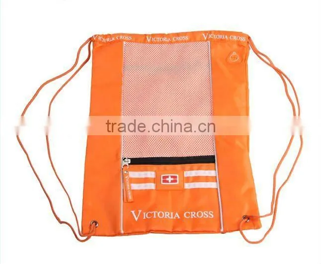 Factory direct! 2016 new ployester cylinder shape sports bag