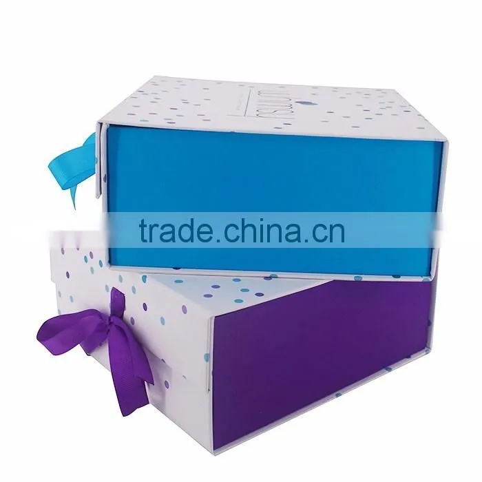 Custom magnetic foldable small gift boxes for sale