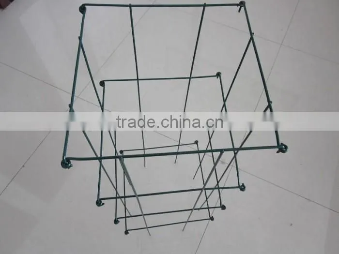 Folding plant tomato support cages