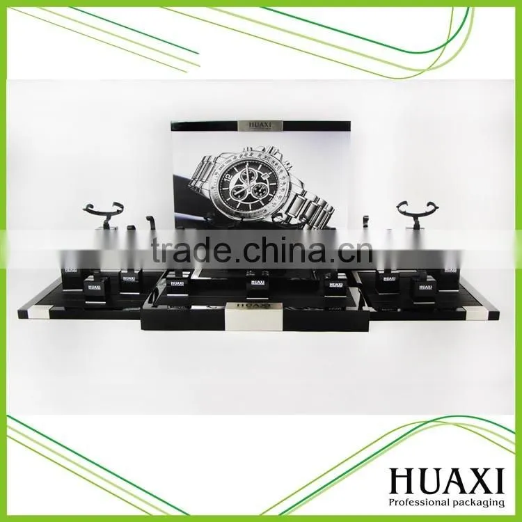 2016 Fashion black & white Wooden Watch display, Window display