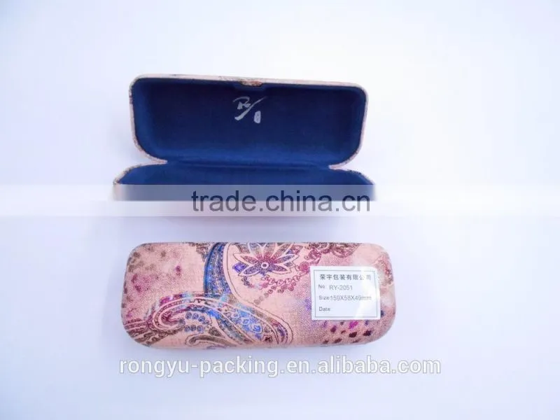 aluminum hard shell reading fabric glasses case