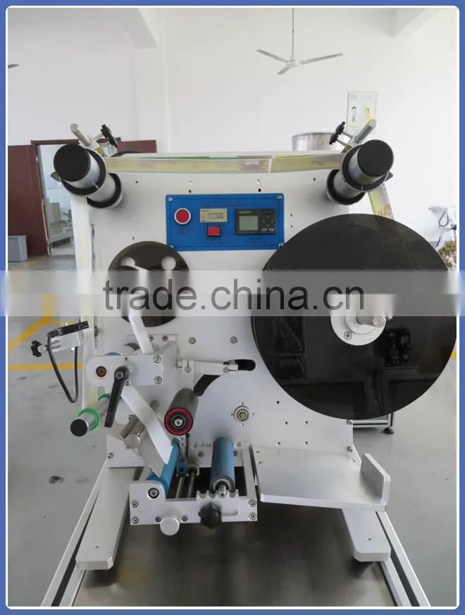Table Type Semi Automatic Round Bottle Labeling Machine
