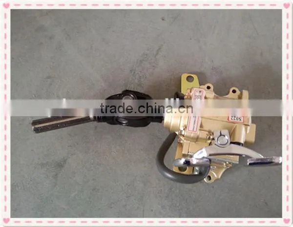 Different kinds of reverse device for tricycle