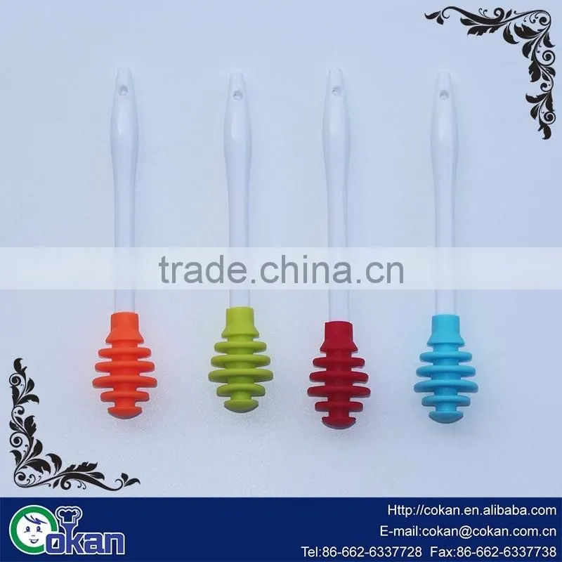 100% food grade silicone bee honey splash bar/honey muddler honey dipper mixing spoon honey stick with wood handle