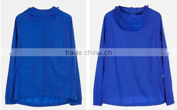 custom thin soft hood jacket with pouch sports jacket 100% polyester lightweight waterproof wind jacket