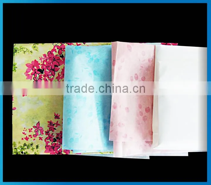 Customizable household adornment non-woven fabric