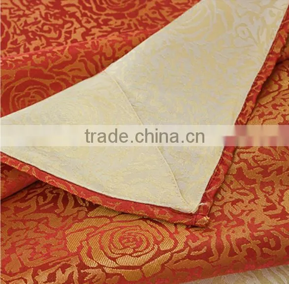New woven table cloth with polyester fabric