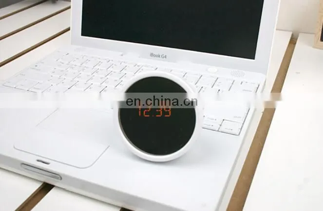 2019 new style easy carrying magic beauty mirror with led clock