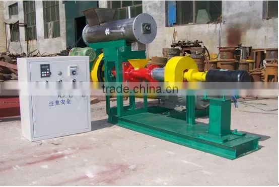 2013 Best seller wide output range reasonable price poultry feed extrusion machine