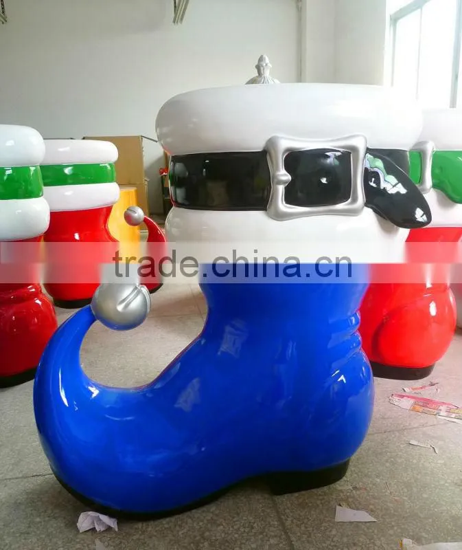 high glossy shopping mall fiberglass Christmas Santa boot decoration , outdoor Yard Decorations