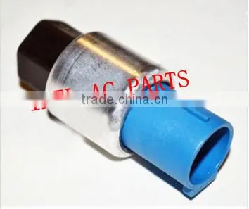 A/c Pressure Switch for Ford 150 250 350 Econoline Oe # Yc2z19e561aa YC2Z19E561AA 20958 1S8918 220340 5310713 YH1579