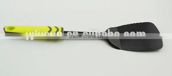 Specialized design European standard kitchen ware 18/0 stainless steel turner