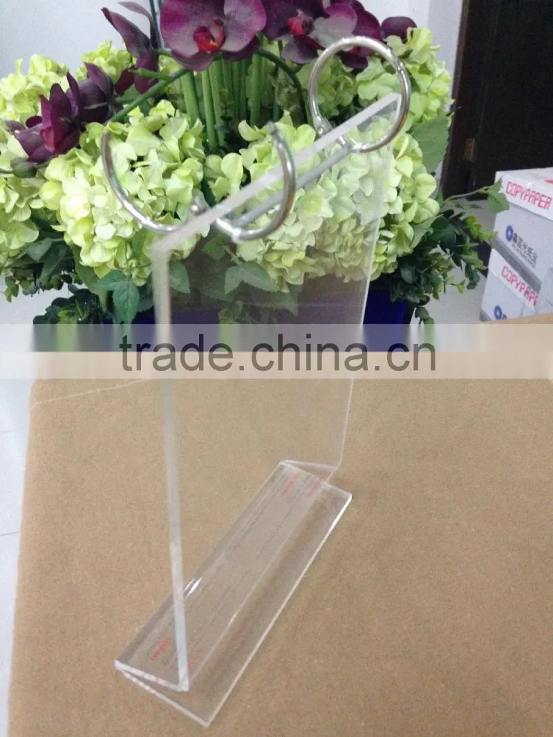 2016 wholesale custom clear acrylic calendar stand