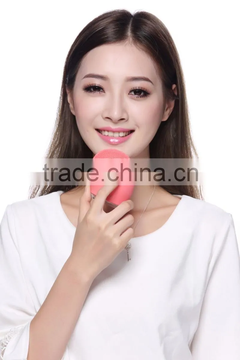 Natural Silicone Electric Facial Cleansing Brush Rechargeable Face Cleaning Brush