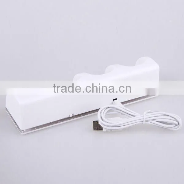 New 4 Port Charging Dock Station for Wii Remote +4x Battery Pack