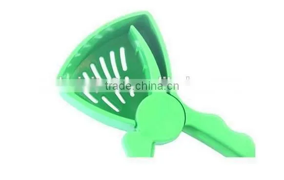 CY143 Lemon juicer clip fruit juice maker Lemon/Orange sprayer Manual Lazy Orange Reamer